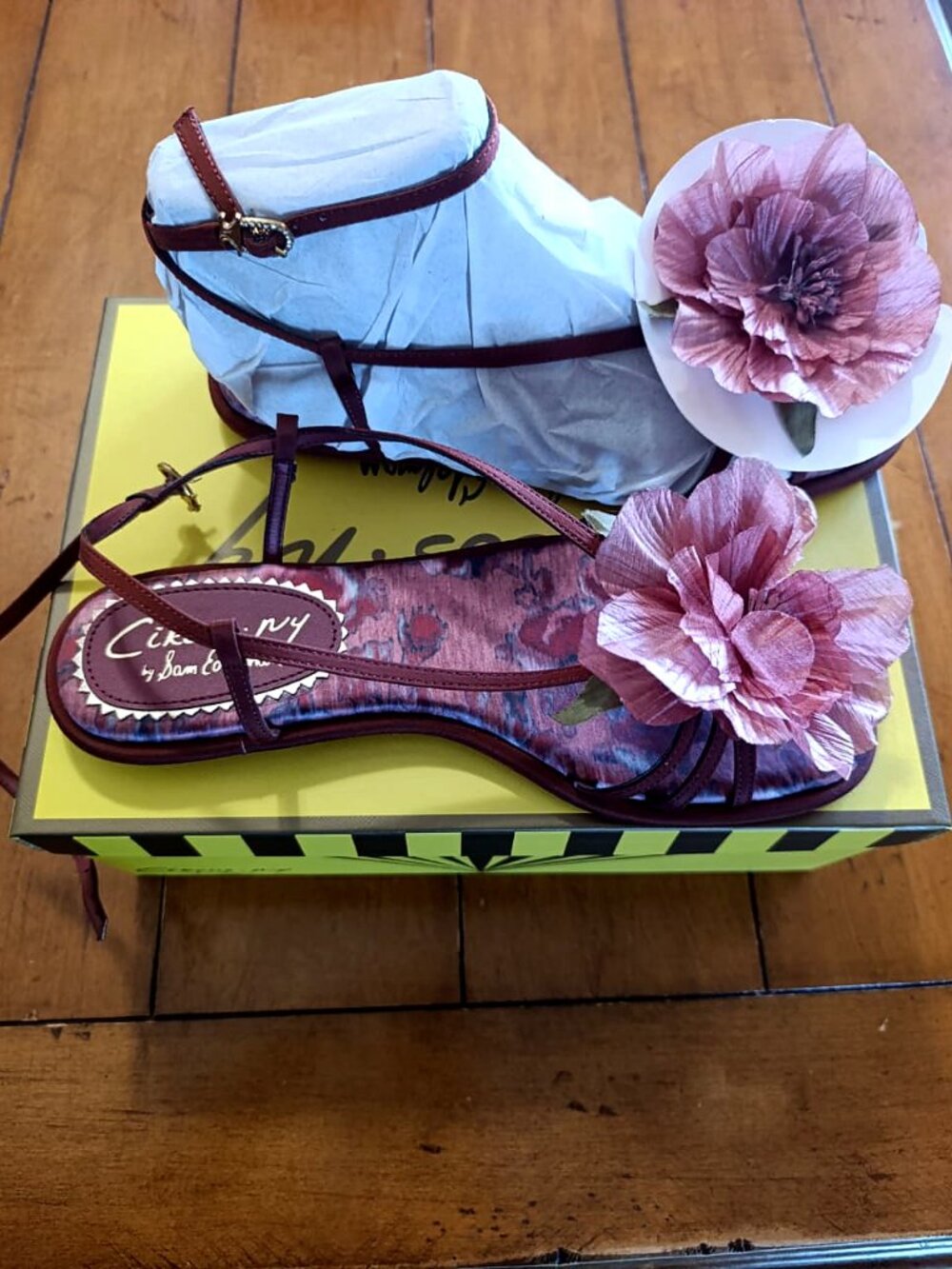 Circus NY Olana Flower Sandals Merlot Size 7 NIB